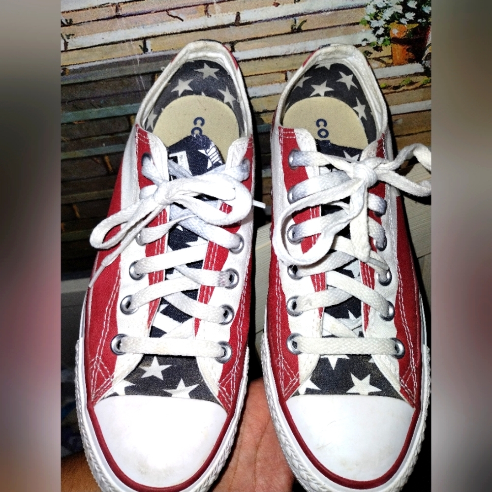 Converse